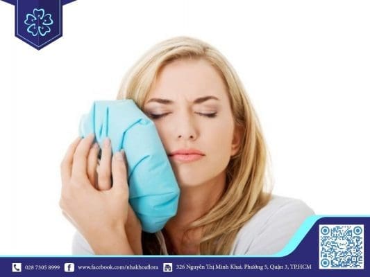 Chườm lạnh là cách giảm đau tại nhà khi mọc răng khôn (ảnh minh họa)