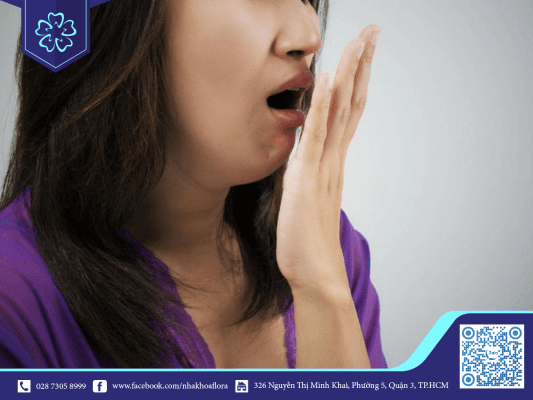 Ảnh hưởng bọc răng sứ kém chất lượng gây ra tình trạng hôi miệng (ảnh minh họa)